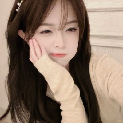初潮 封面